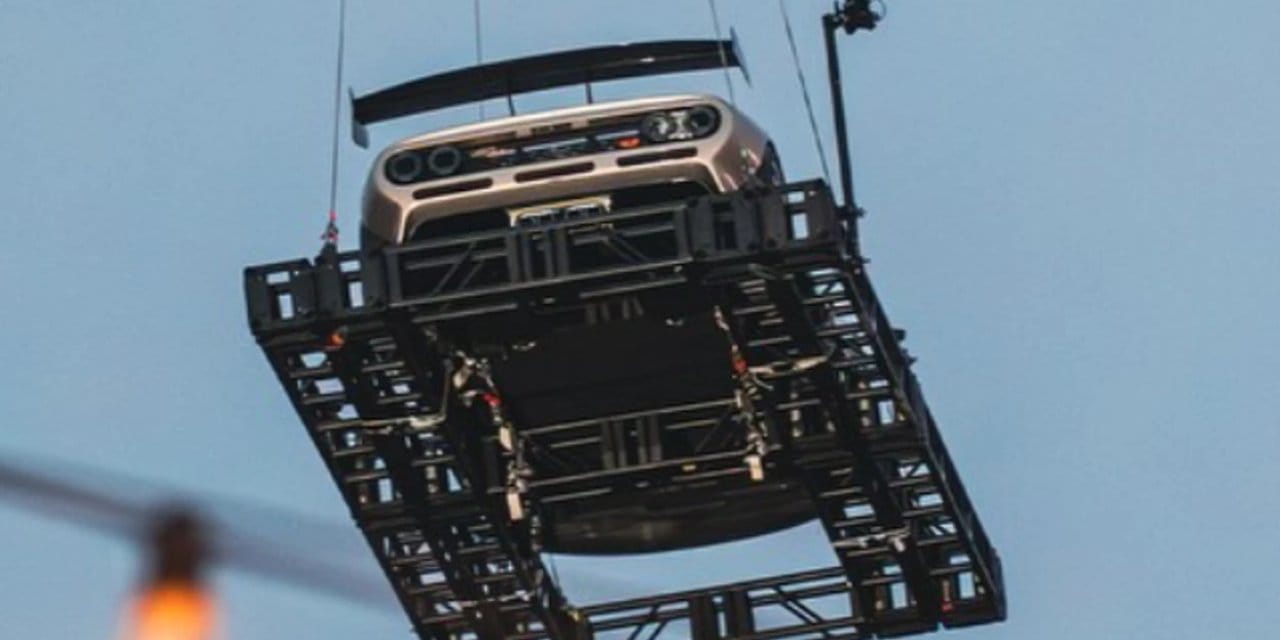 Helikopterle getirildi! Müzayedede satılan en pahalı araba ne Bugatti ne de Ferrari'ydi