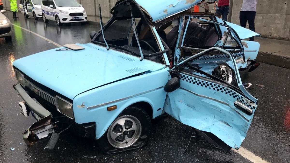 Sağanak sonrası Maslak’ta feci kaza: 3’ü ağır 4 yaralı