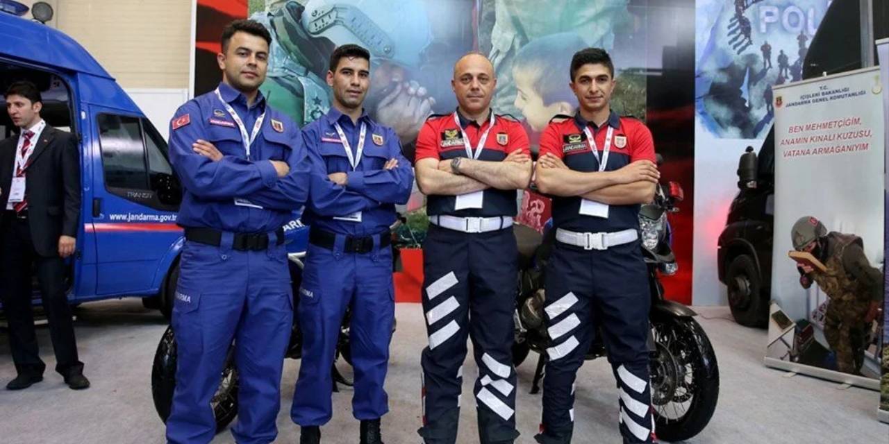 Jandarma'nın yeni üniforması tartışma konusu oldu!