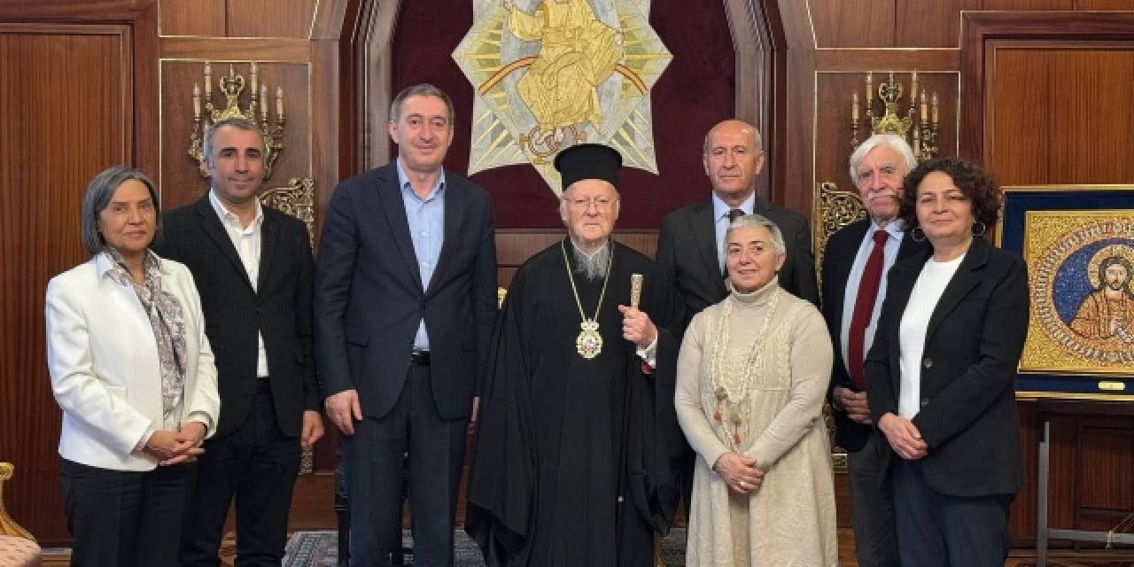 DEM Parti'den Fener Rum Patriği'ne ziyaret