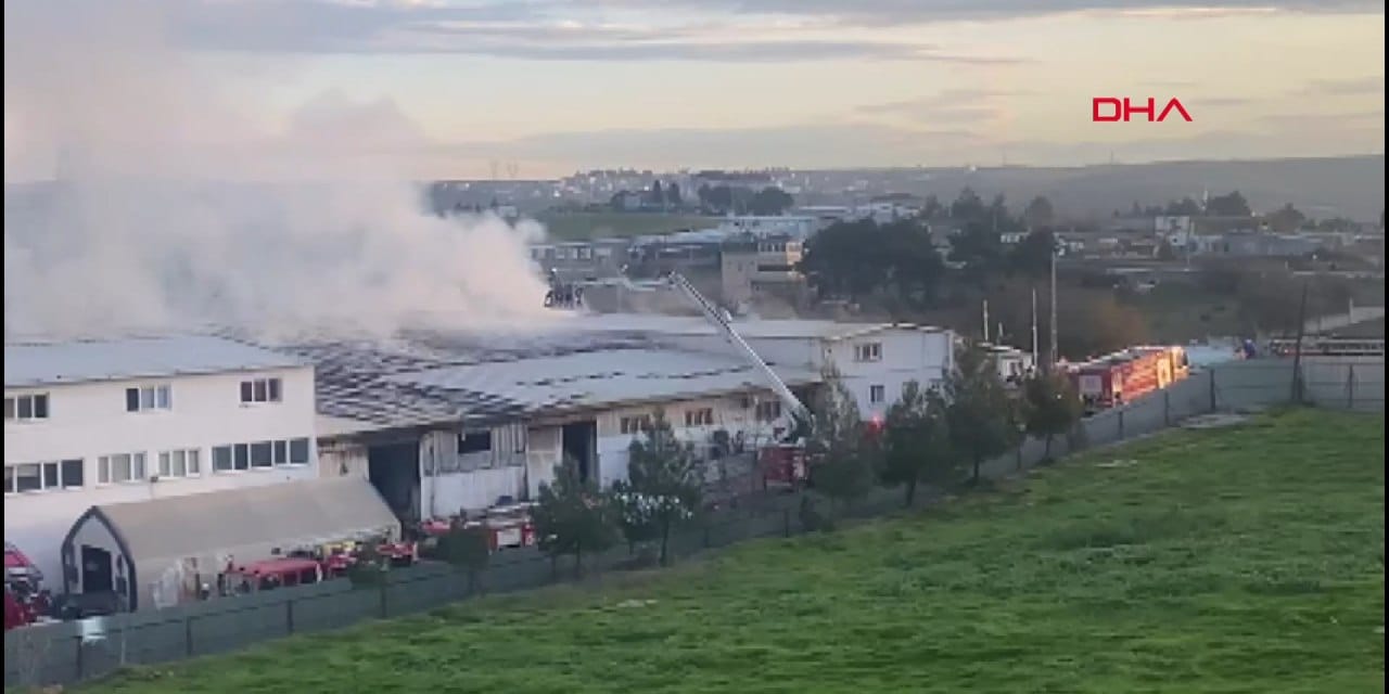 Son Dakika | İstanbul Tuzla'da fabrika yangını