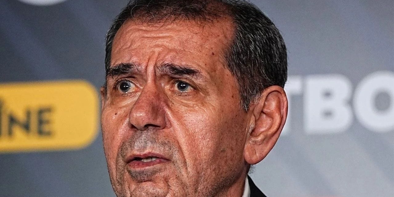 "Galatasaray başkanını taca attılar!"