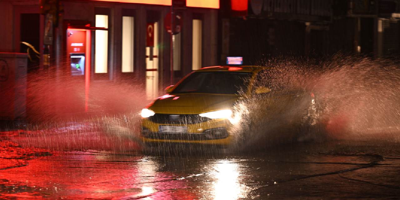 İstanbul'da metrekareye 45 kg yağış düştü