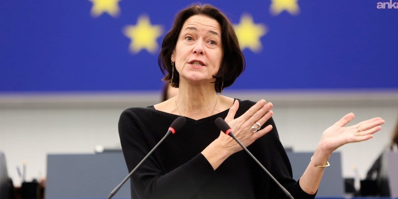 AP Üyesi Van Brempt: Washington'daki gelişmeler Erdoğan hükümetine cesaret verir gibi oldu