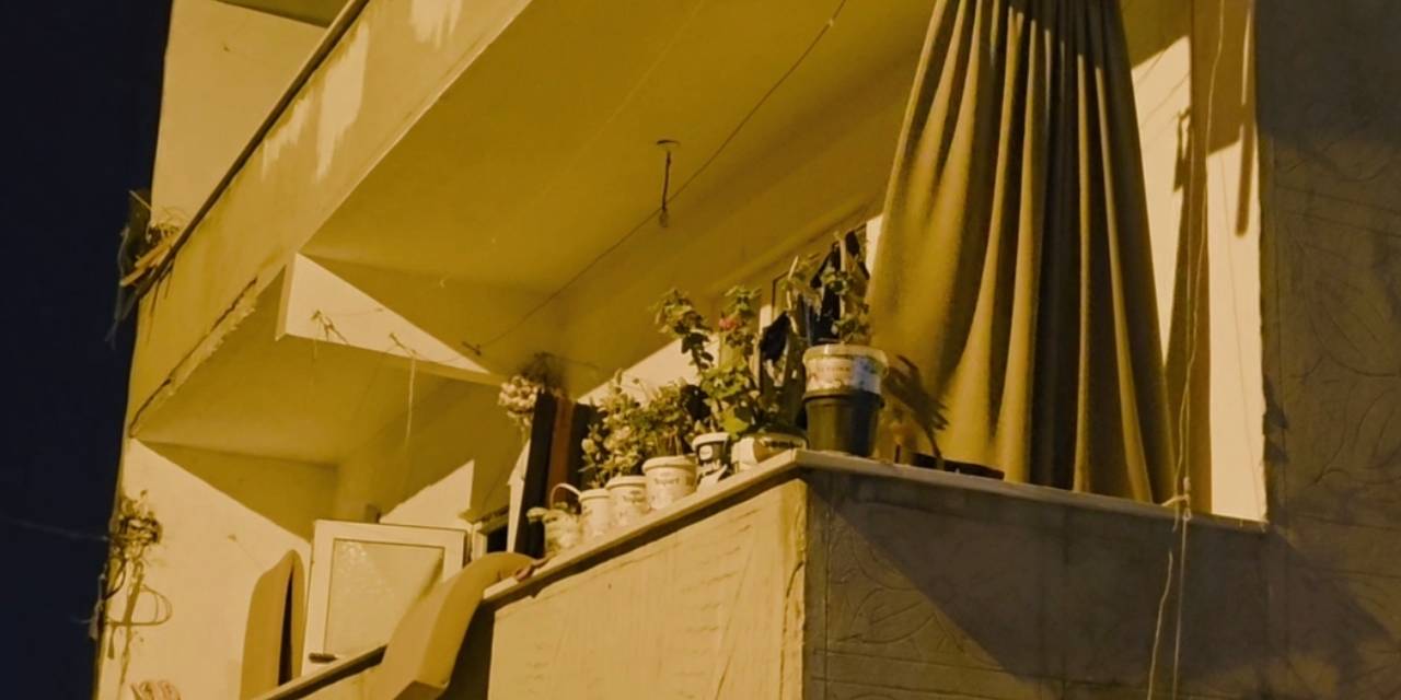 İstanbul'da silahlı ev baskını! Anne ve 4 yaşındaki kızı darbedip bantladılar!