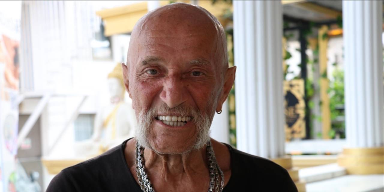 Usta oyuncusu Coşkun Göğen hastaneye kaldırıldı