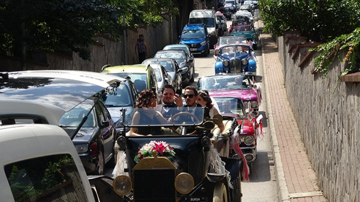 Bu konvoya paha biçilemez! 1915 model gelin arabası