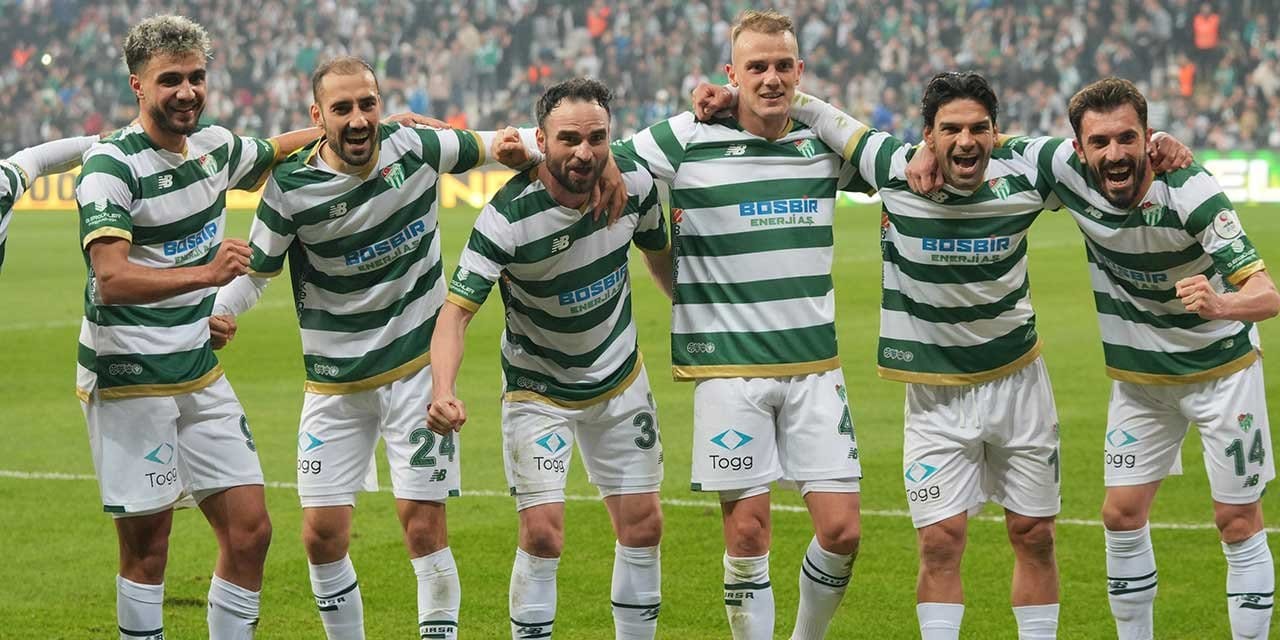 Bursaspor farklı kazandı: Maç fazlasıyla liderliği kaptı