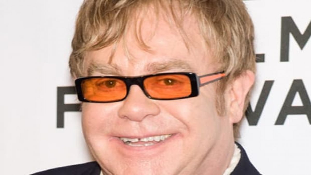 Elton John'dan İngiltere'yi ayağa kaldıran "özel jet" açıklaması!