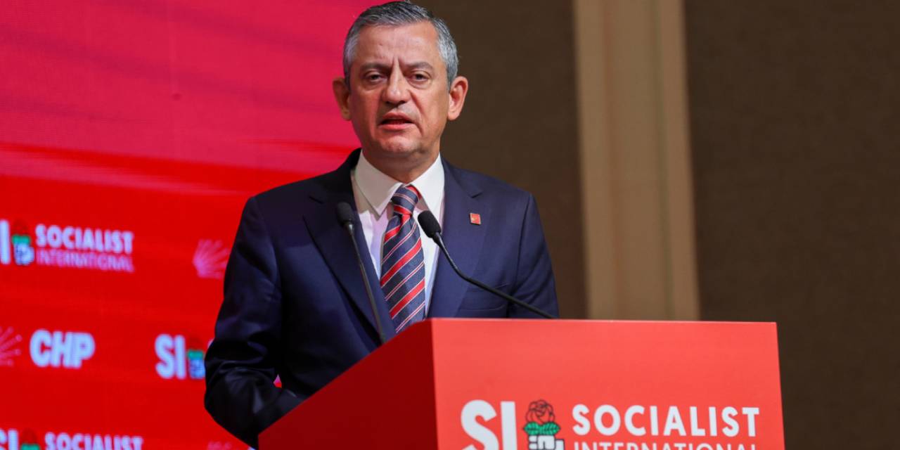 Özgür Özel Erdal Eren'i andı: Son bakışını unutmadık