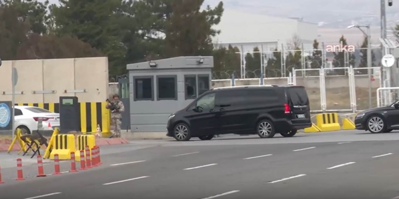 Özgür Özel’den Kayseri’de şehit askerler için taziye ziyareti