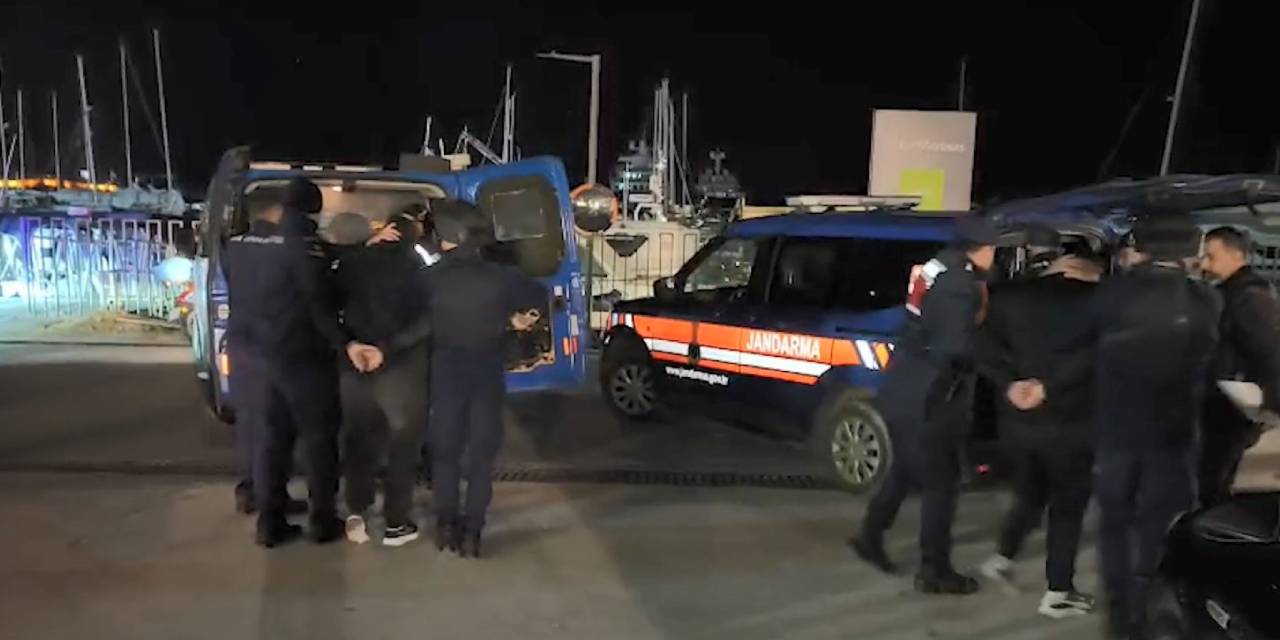 Yunanistan'a kaçmaya çalışan 4 suç örgütü üyesi suçüstü yakalandı