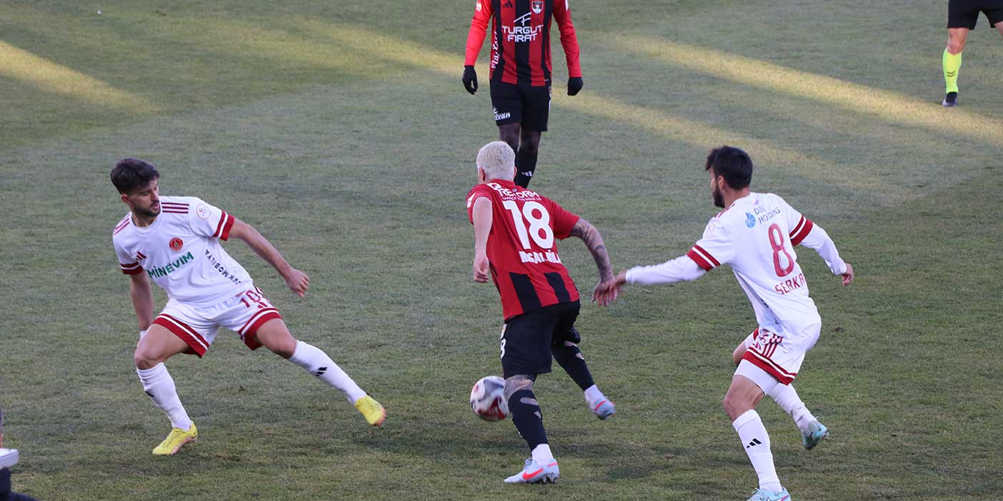 Ümraniye Van'da 12 dakika kala canlandı