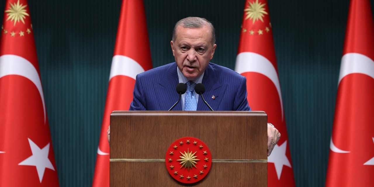 Erdoğan 'İdeolojisine bakmadan 86 milyonu kucaklıyoruz' diyerek muhalefeti hedef aldı