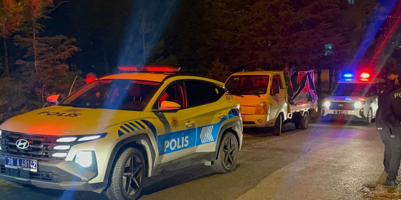 Kendisinden kaçan eşini eve dönmeye ikna etmek için tüfekle dehşet saçtı: Gözaltına alındı ama...