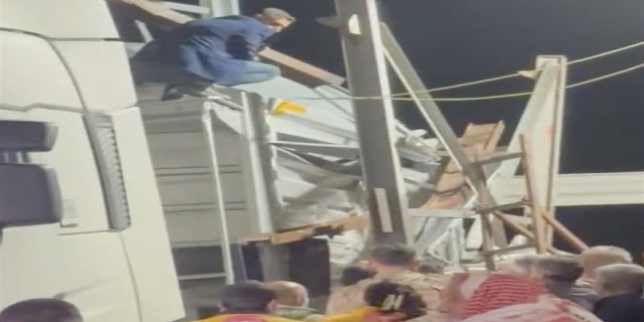 Mardin'de mısır silosu çöktü: İşçiden acı haber