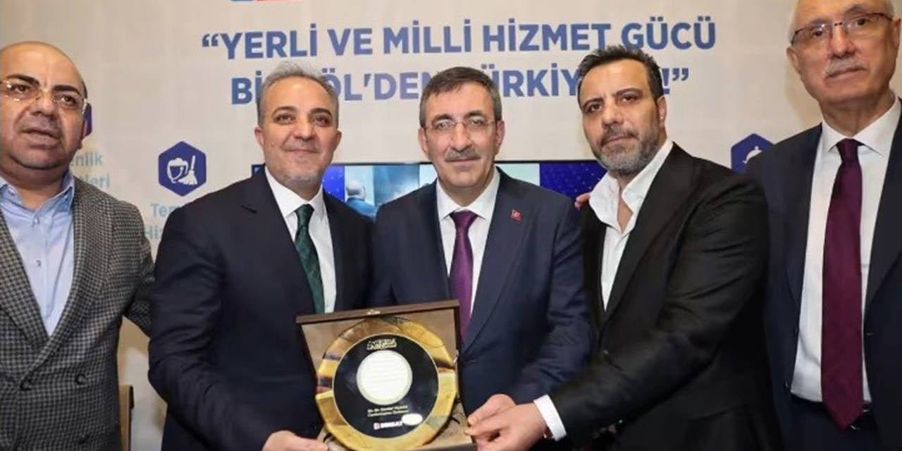 İki ay önce gözaltına alınan holding patronu Cevdet Yılmaz'ı misafir etti