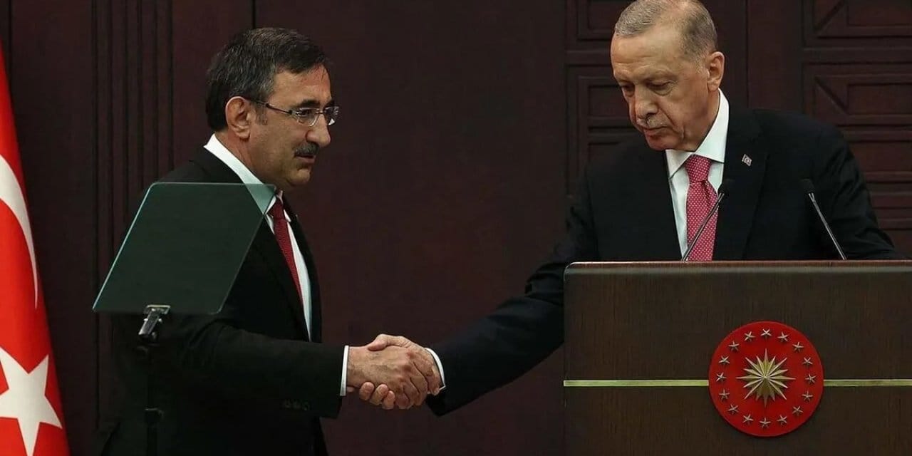 Saray koridorlarında fısıldanan sürpriz isim! Cumhurbaşkanlığı Yardımcılığı ikiye mi çıkıyor?