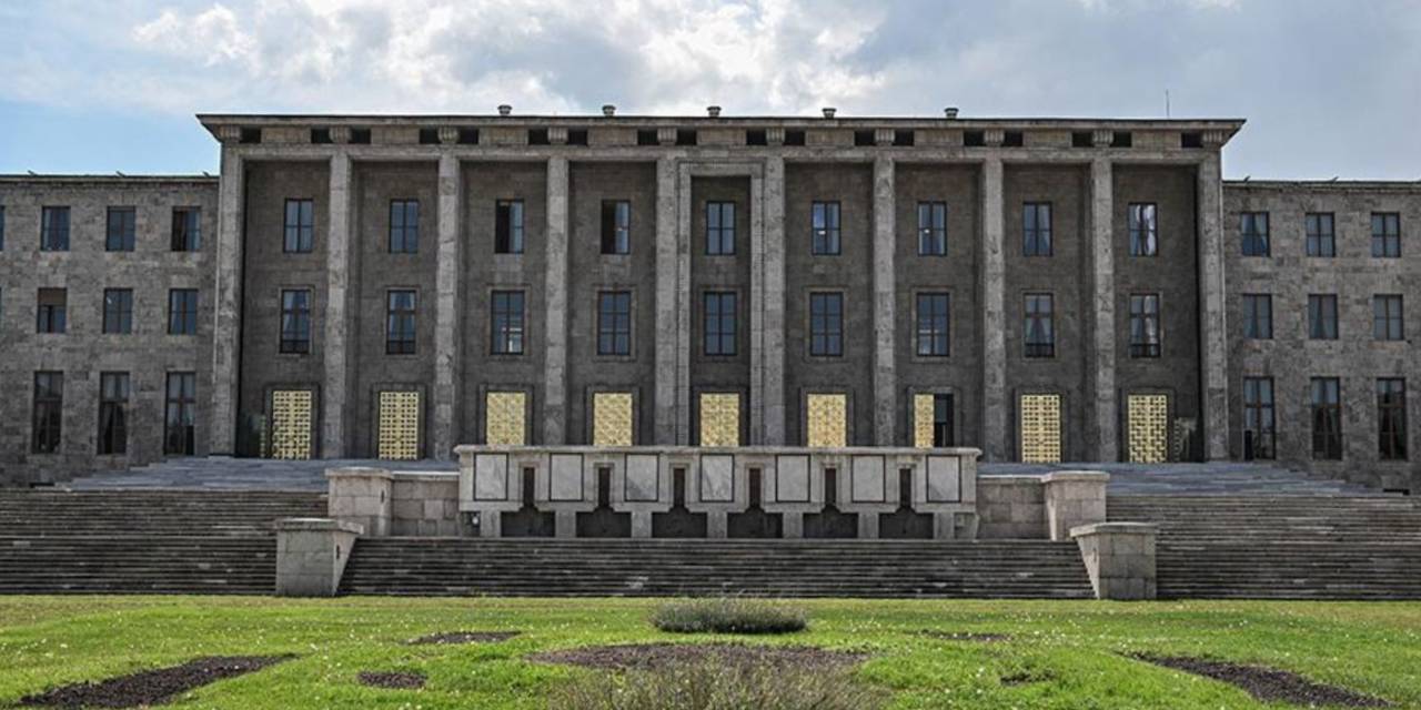 TBMM'de bir taciz iddiası daha! İstismara uğrayan kadın şikayetçi oldu tehdit edildi