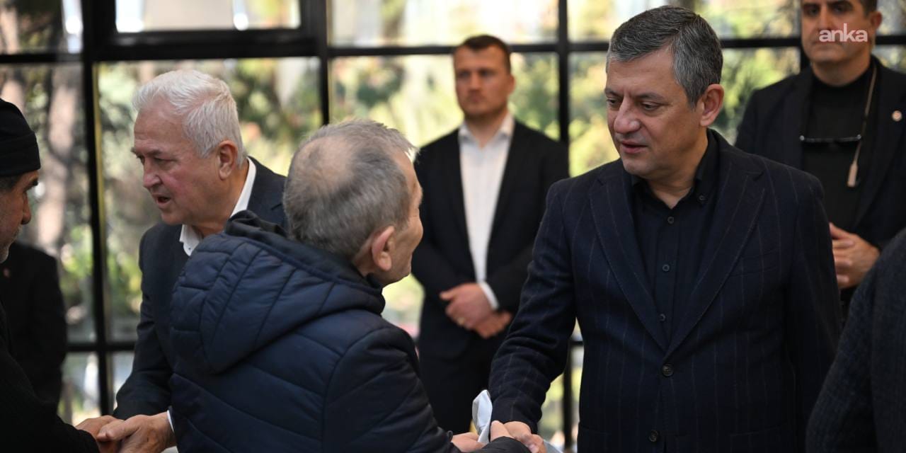 Özgür Özel ve Durbay ailesi taziyeleri ikinci gün de kabul etti