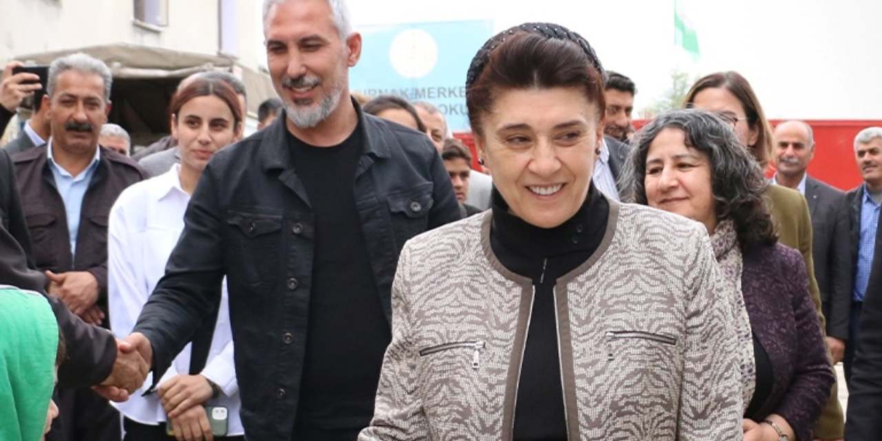 Leyla Zana'ya yapılan küfürlü tezahürat: AKP, CHP ve DEM tepkilerde birleşti