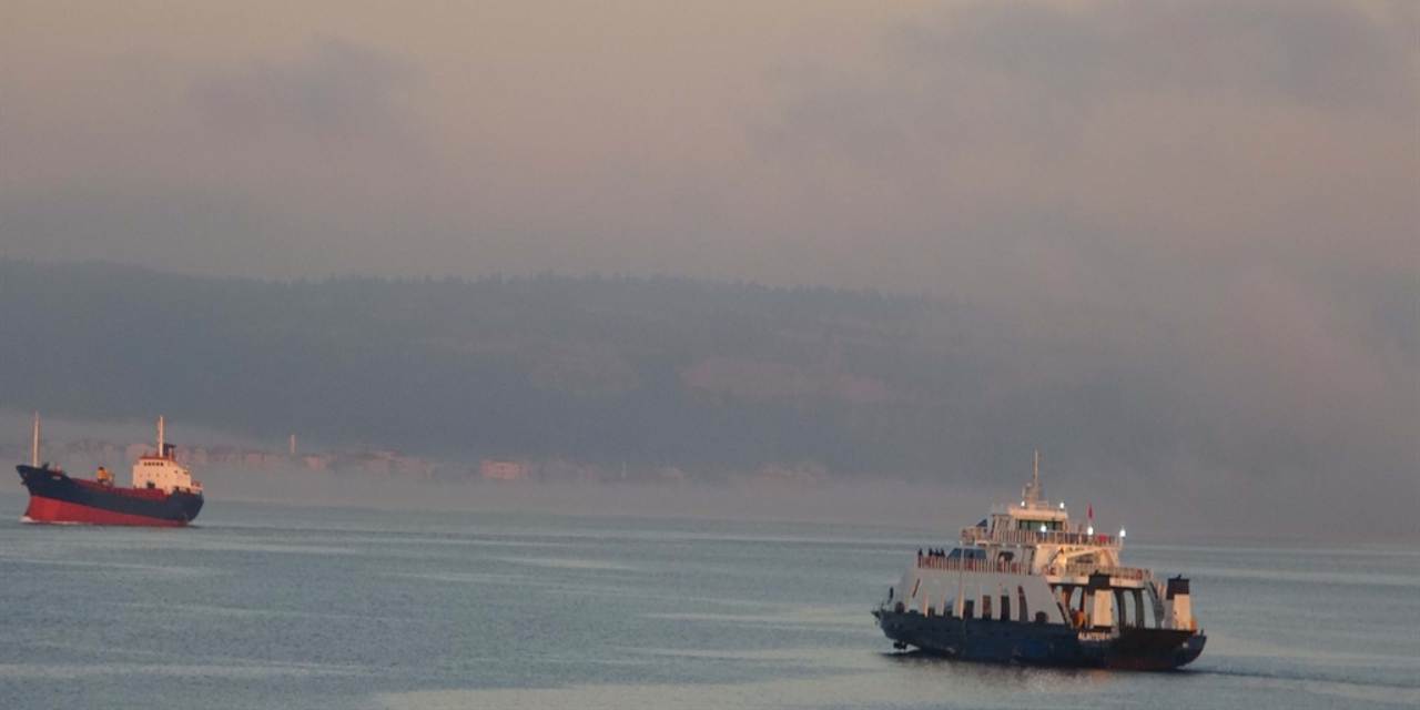 Çanakkale Boğazı gemi geçişlerine kapatıldı