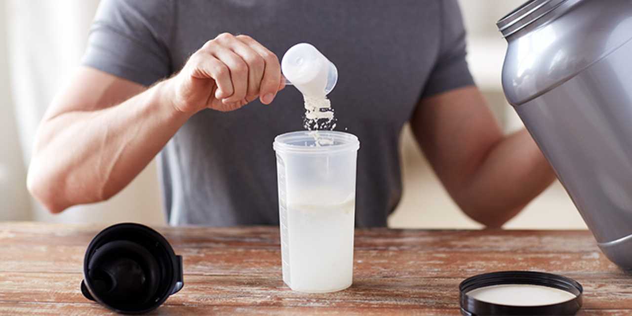 Protein tozu kullananlar dikkat! Uzman isim uyardı