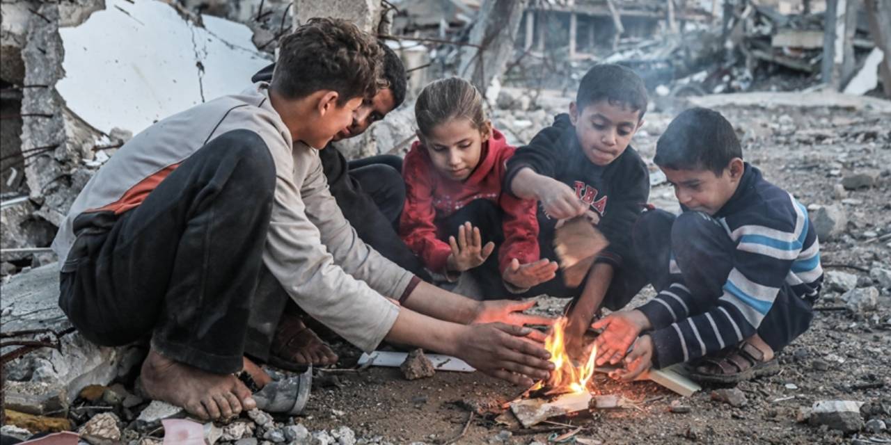 Gazze’yi kan gölüne çeviren İsrail yine ateşkes tanımadı!