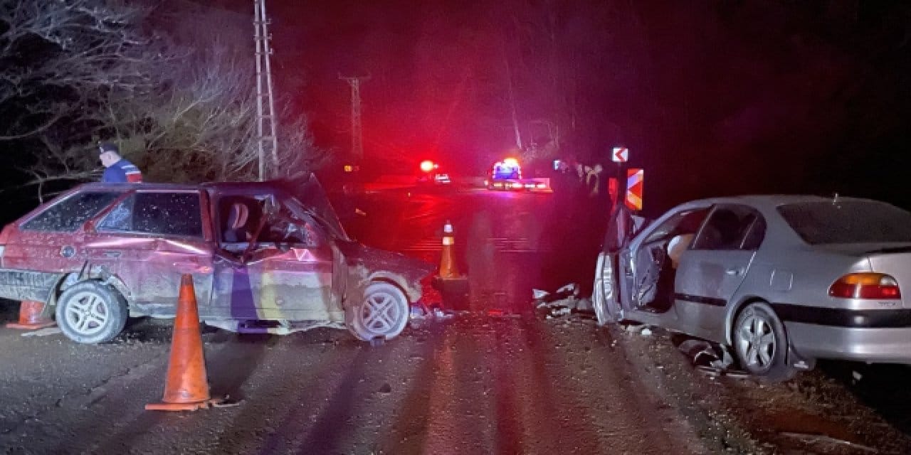 Bolu'da otomobiller çarpıştı: Ağır yaralı kurtarılamadı