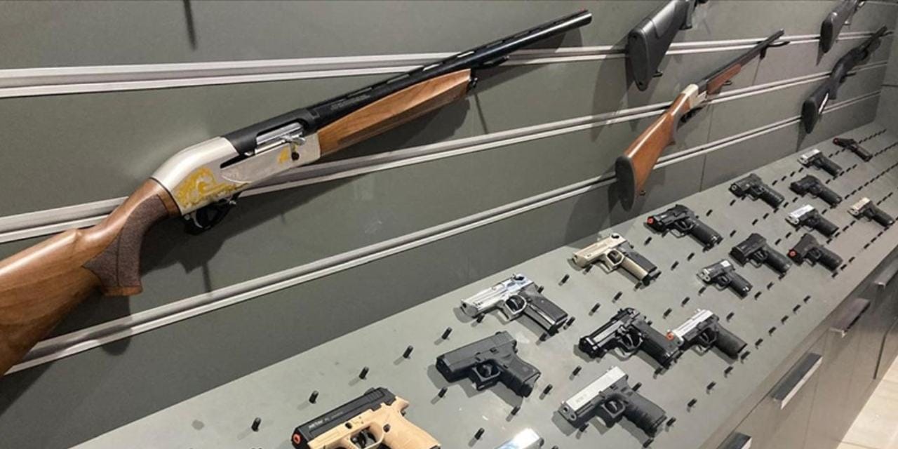 Son Dakika|  Ortaokul öğrencisi okul müdürünü tüfekle vurdu!