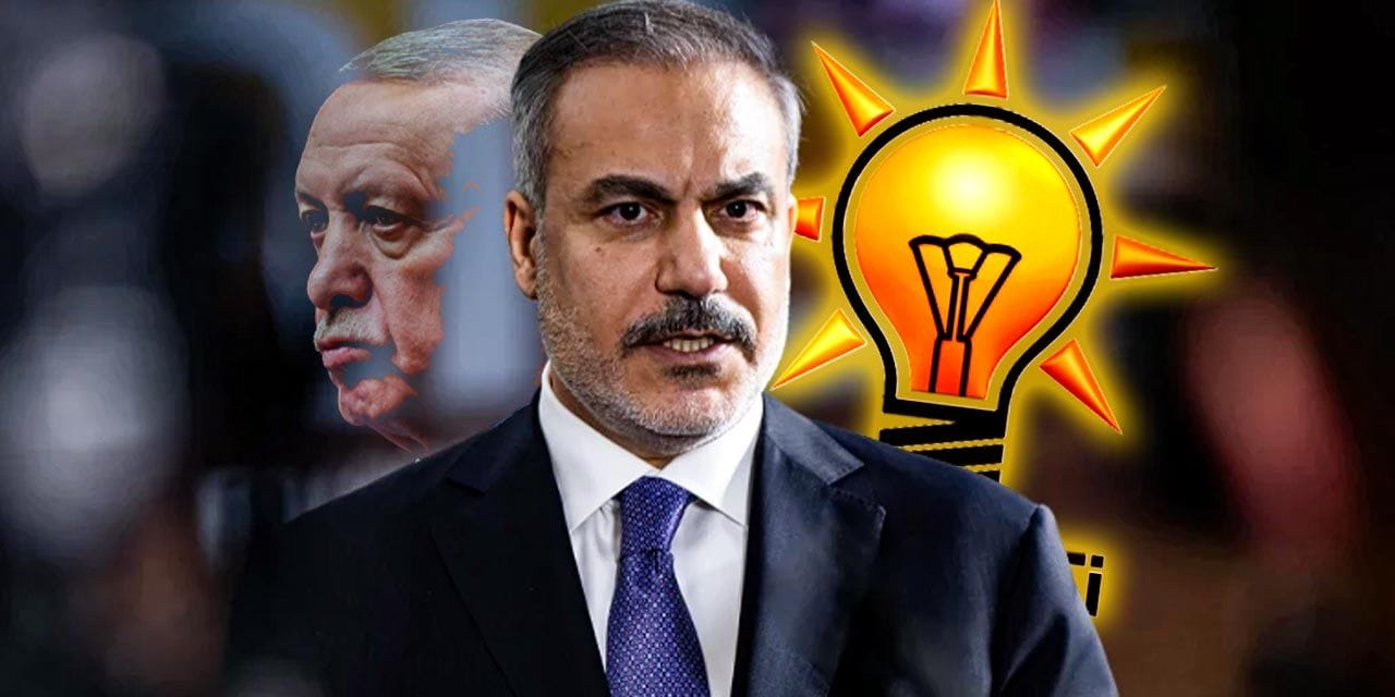 AKP'de saflar netleşiyor: Kavgalı iki isim Hakan Fidan hattında buluştu