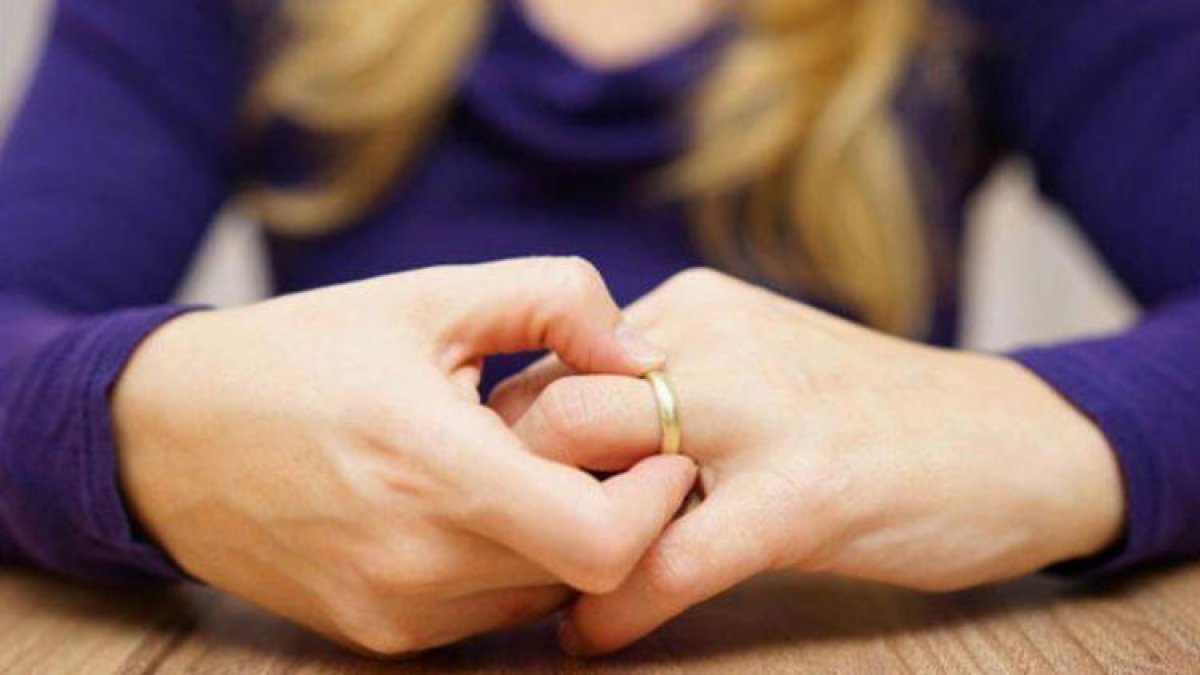 Yargıtay'dan emsal karar! Eşine bu sözleri söyleyen yandı