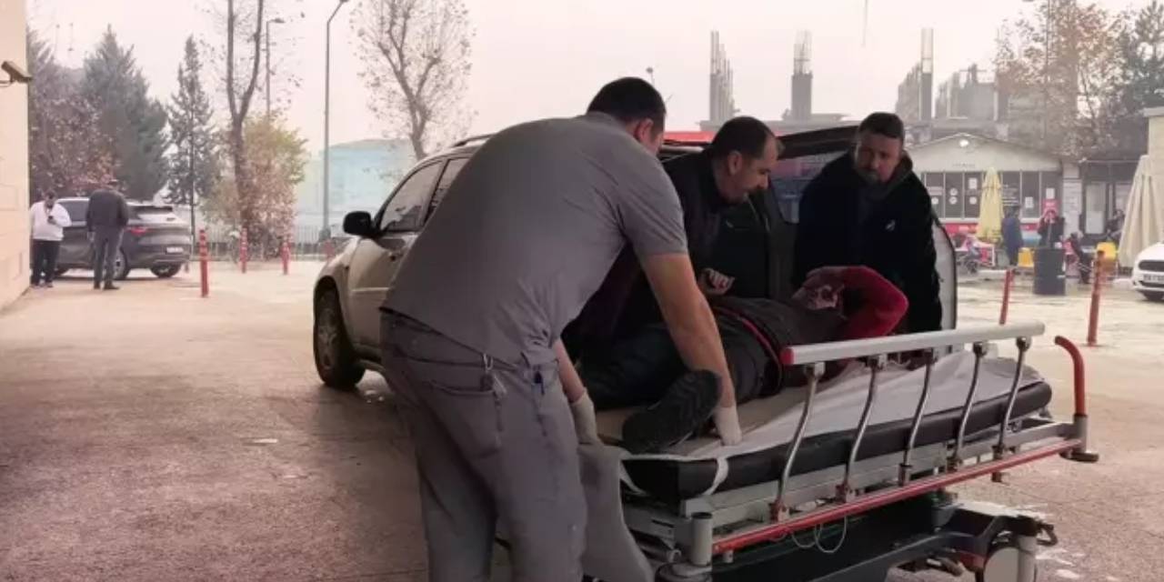 Bursa’da korkutan olay! Suntaların altına kalan işçi yaralandı