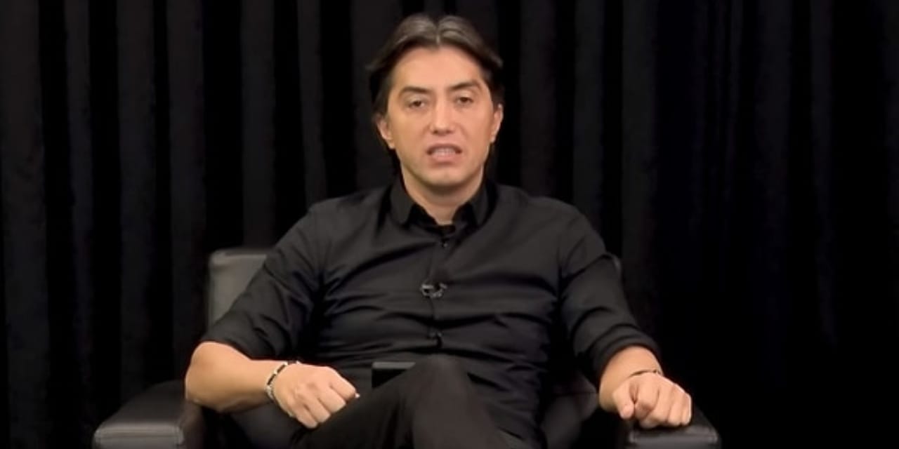 Emrullah Erdinç kimdir?