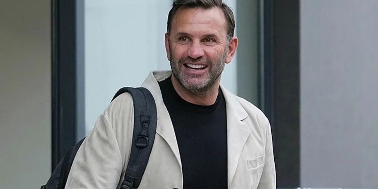 Okan Buruk Paris'te ortaya çıktı