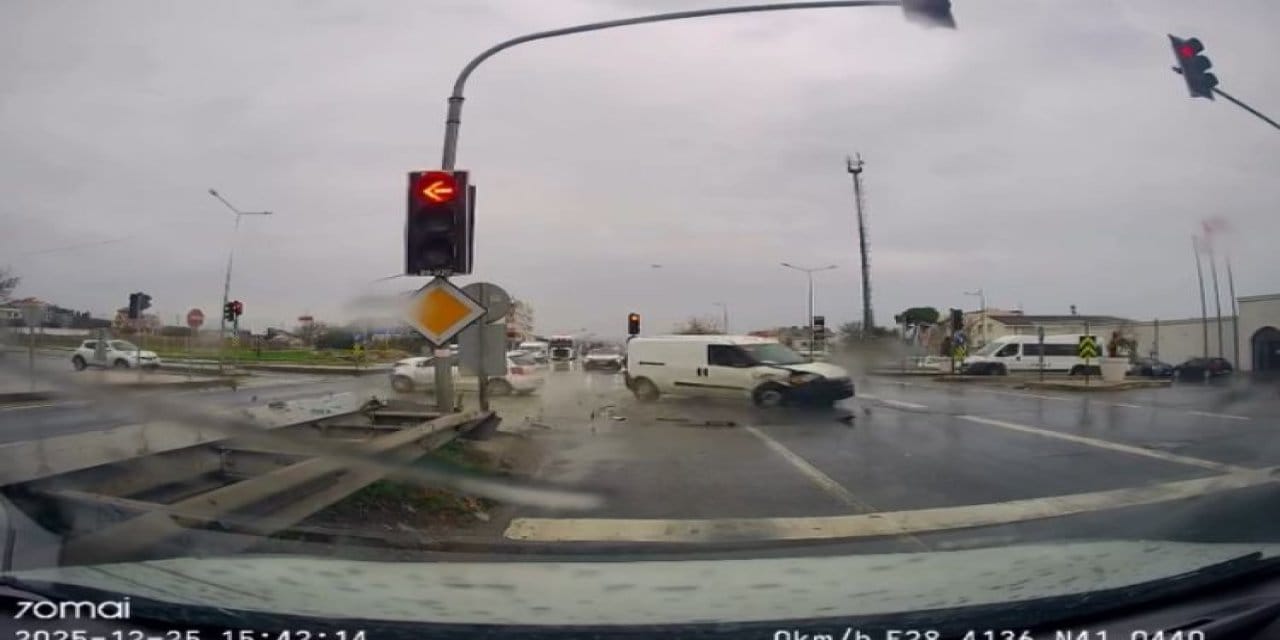 Kırmızı ışıkta geçip herkesin canına kast etti