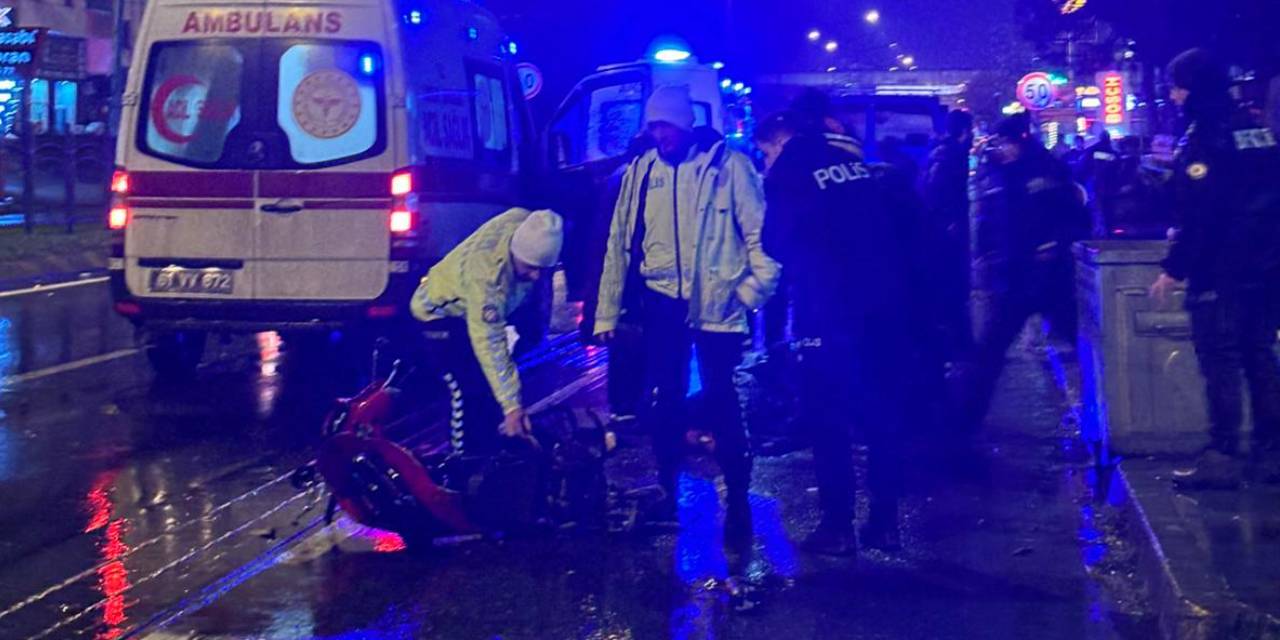 Kırmızı ışıkta çarptığı motosikletin sürücüsü öldü: O anlar kamerada!