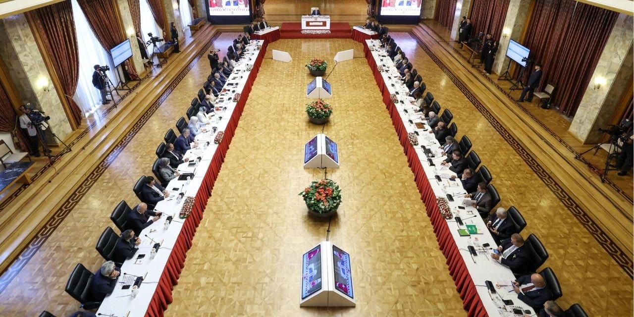 Süreç komisyonunda  'Pe-Ka-Ka mı PeKe-Ke mi' tartışması