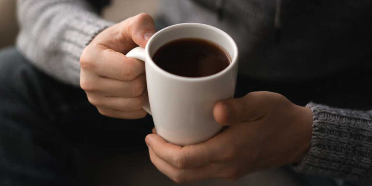 Emeklilere kahve 10 tost 25 lira oldu: Yunusemre Belediyesi duyurdu