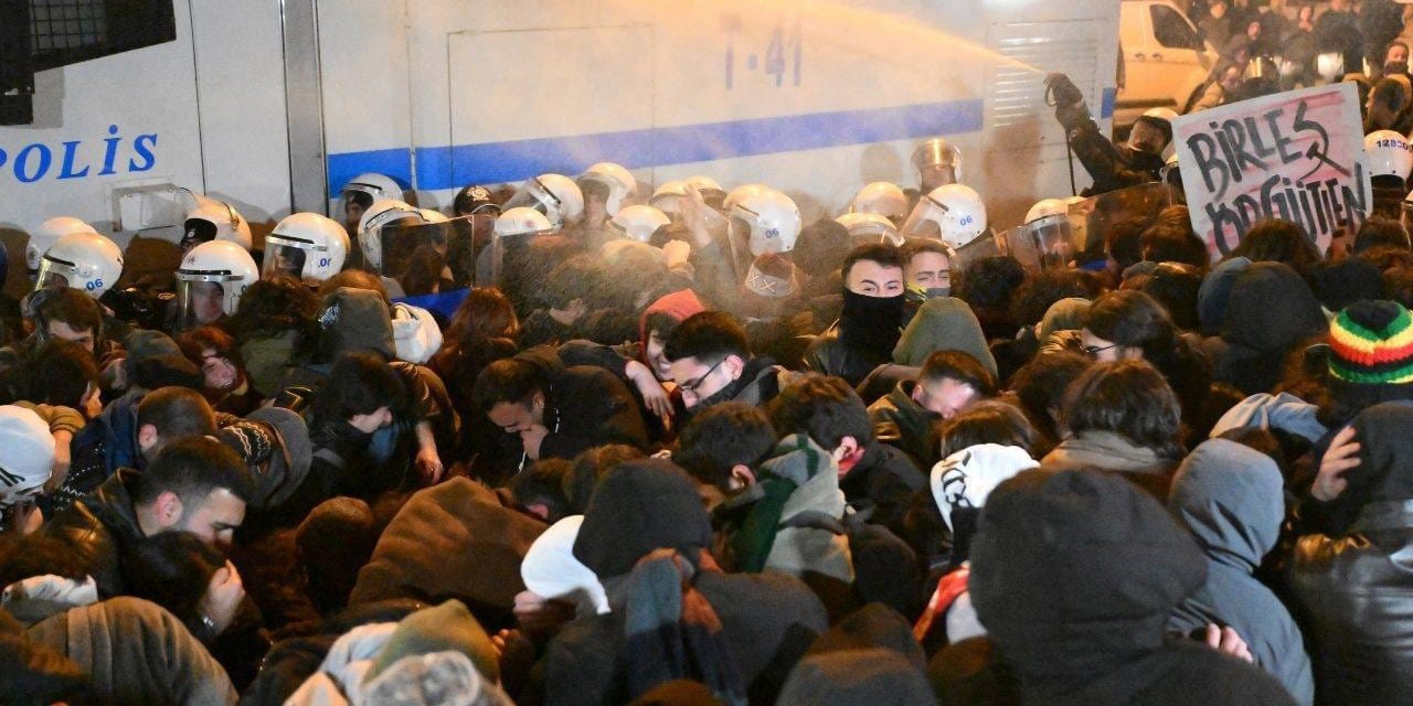 Bin 133 kişi gözaltına alınmıştı: 19 Mart yasağı hukuksuz bulundu