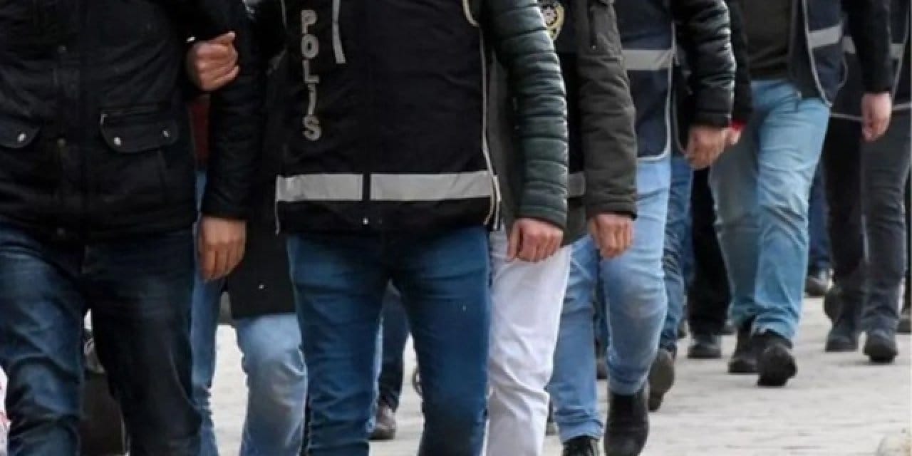 20 kişi adliyeye sevk edilmişti: Uyuşturucu soruşturmasında 17 kişi tutuklandı