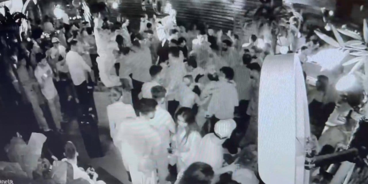 Eğlence mekanı kan gölüne döndü! Cam bardakla dehşet saçtı