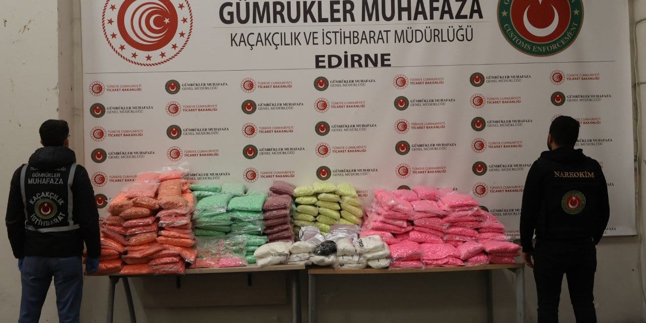 Bakanlık duyurdu: Milyar liralık uyuşturucu operasyonu