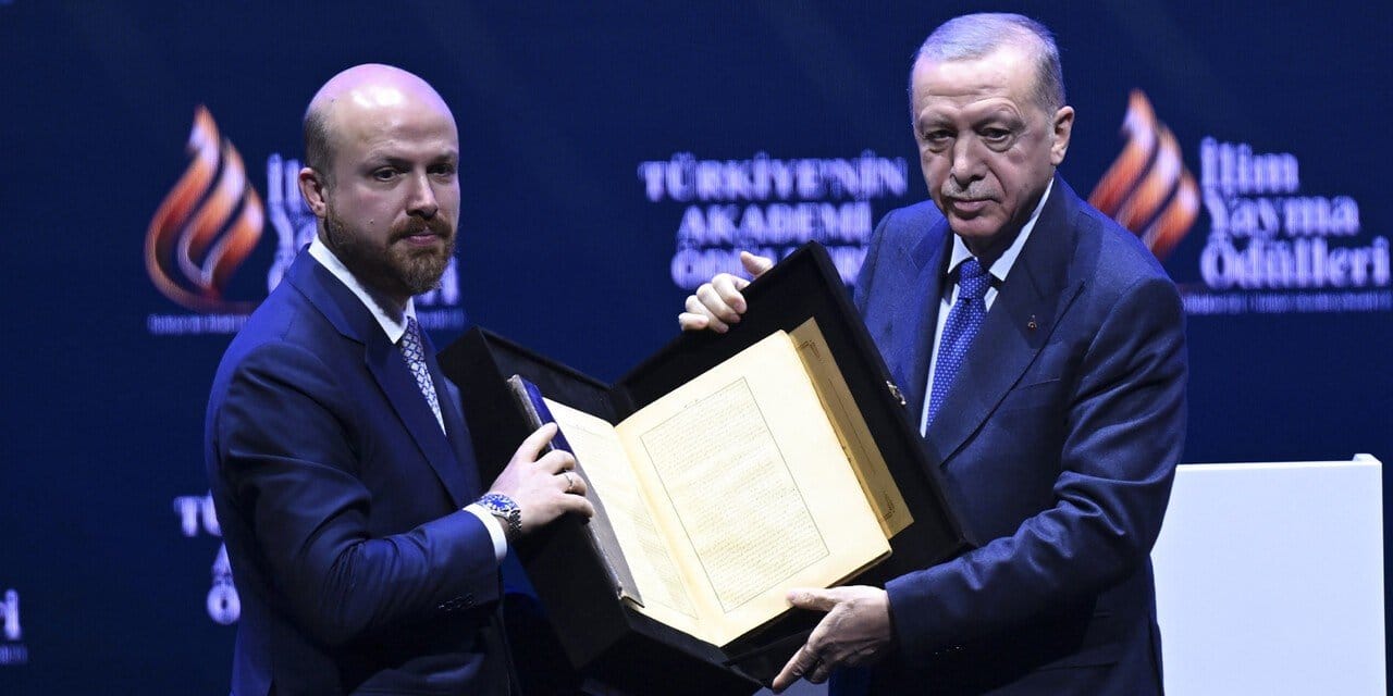 AKP'de taht savaşlarını kızıştıracak anket sonuçları! O iki isim Bilal Erdoğan'a fark attı