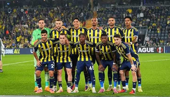Galatasaray'ın efsanesi Galatasaray'da olmasını istediği Fenerbahçeli futbolcuyu açıkladı