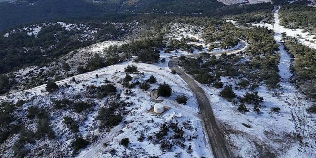 İzmir'e yılın ilk karı düştü