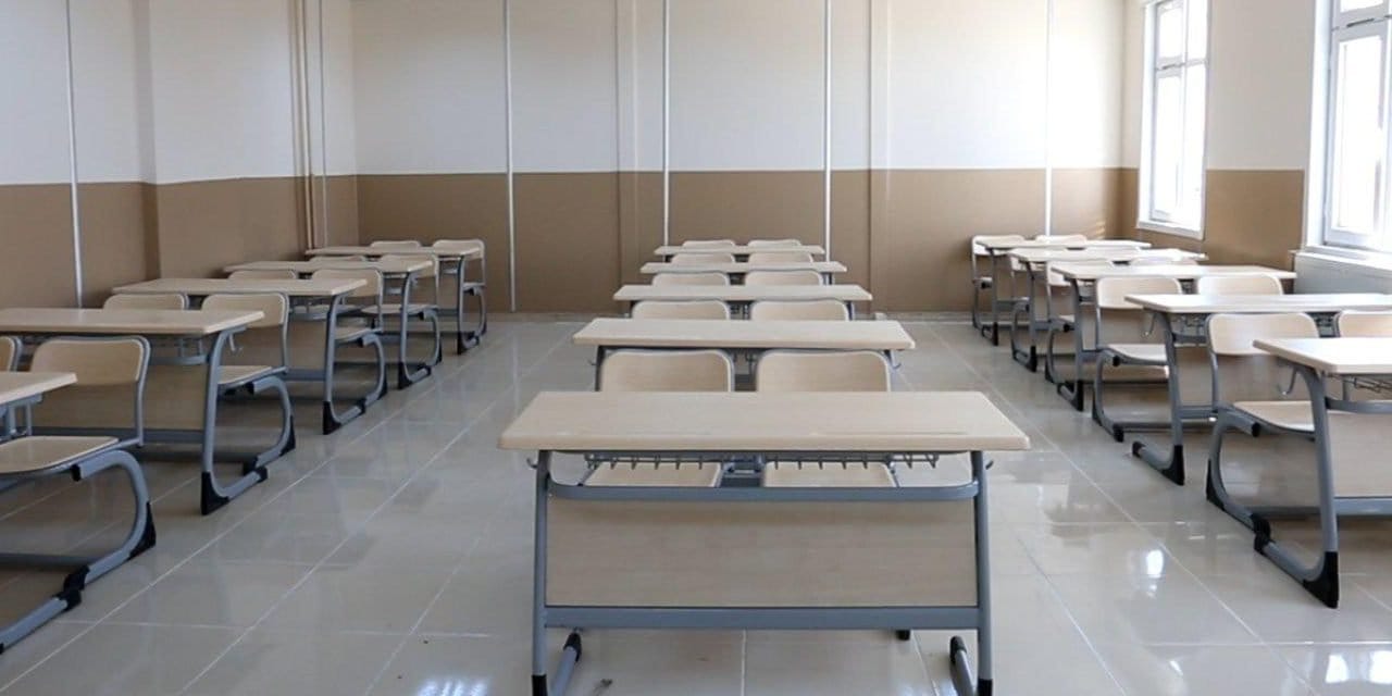 Eğitim ticarethaneye döndü: 'Hayalet sınıf' kurup diploma sattılar!