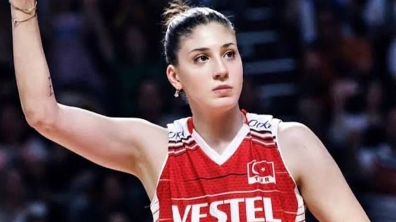 İlkin Aydın tanışmak istediği ismi açıkladı