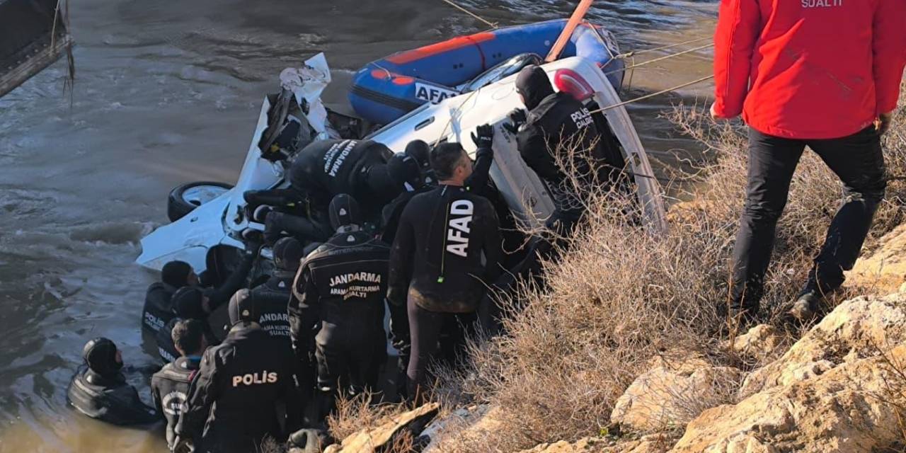 Otomobil sulama kanalına düşmüştü! 3 çocuğun cansız bedenine ulaşıldı