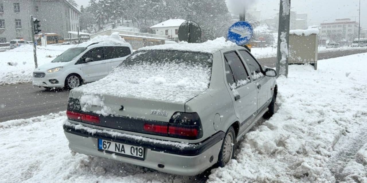 Direksiyon başında kalp krizi geçirip kaza yaptı: Yaşamını yitirdi